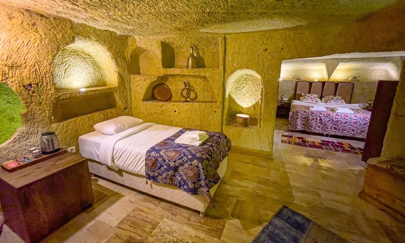 Heritage Cave Suites