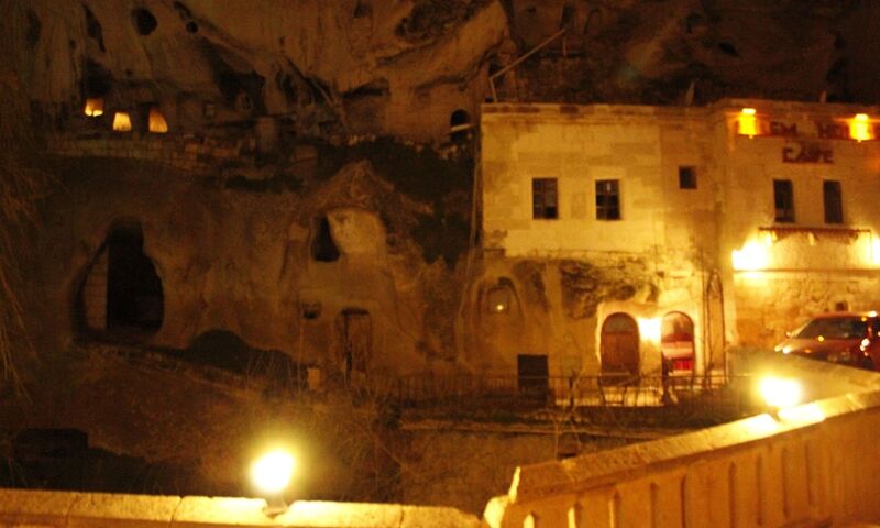 Hilem Cave House