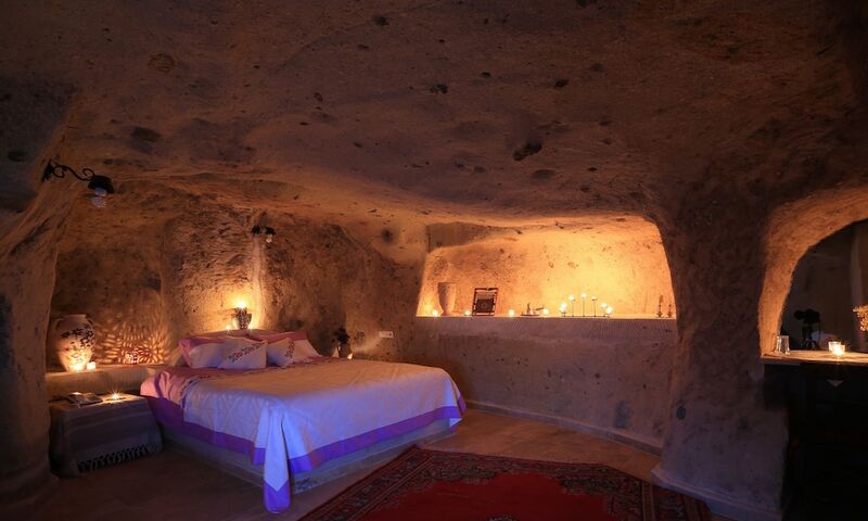 Jerveni Cave Hotel