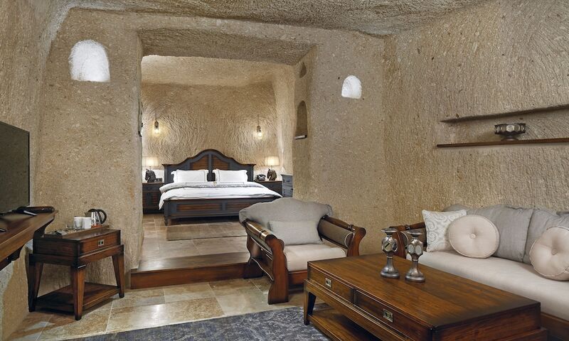 Seraphim Cave Hotel