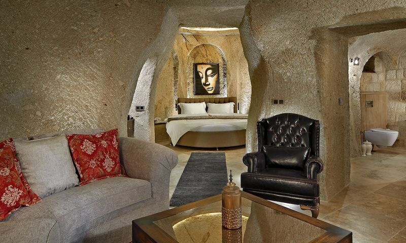 Seraphim Cave Hotel