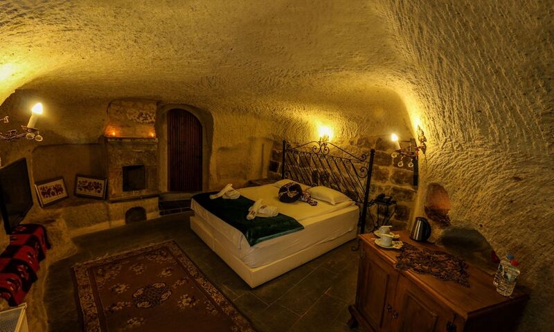 Cave Art Hotel