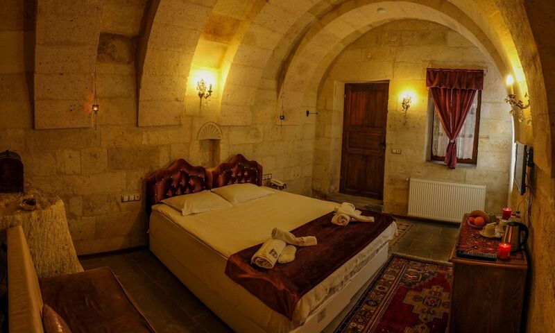 Cave Art Hotel