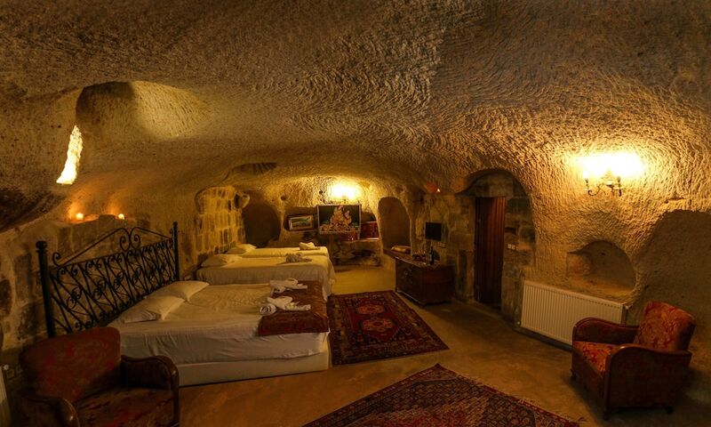 Cave Art Hotel